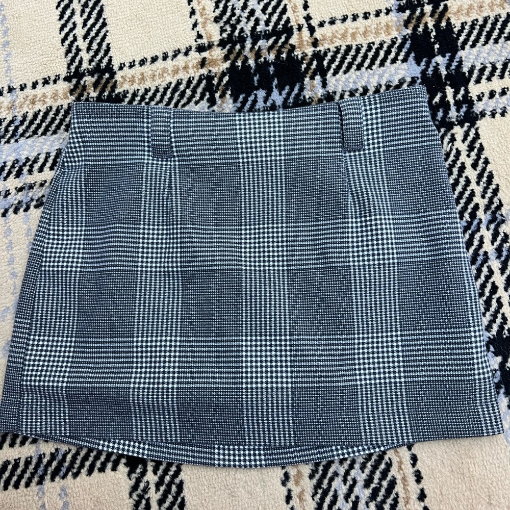 Abercrombie & Fitch check print grey skirt/skort